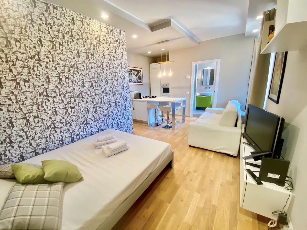 Viale Umbria Colorful And Cosy Studio Apartment Milan Bagian luar foto